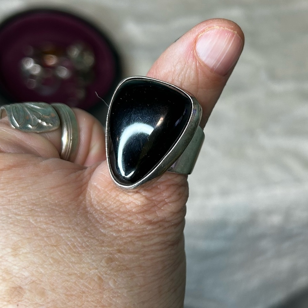 Sterling silver and black onyx ring ..sz10 ladies ..very chunky piece